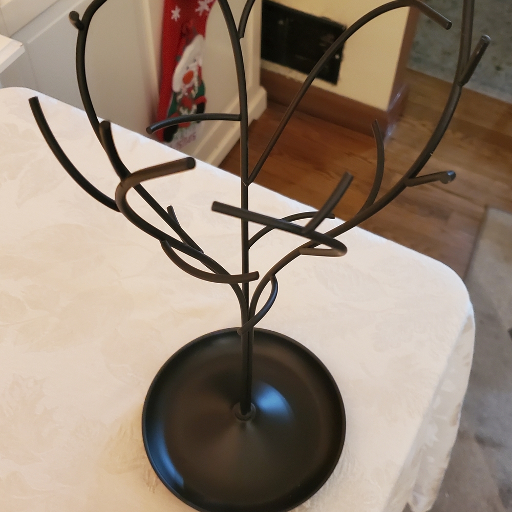 Black Metal Jewelry Tree Stand And Tray